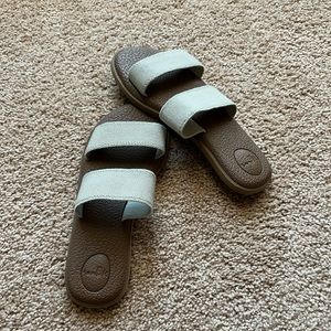 Sanuk Sandals